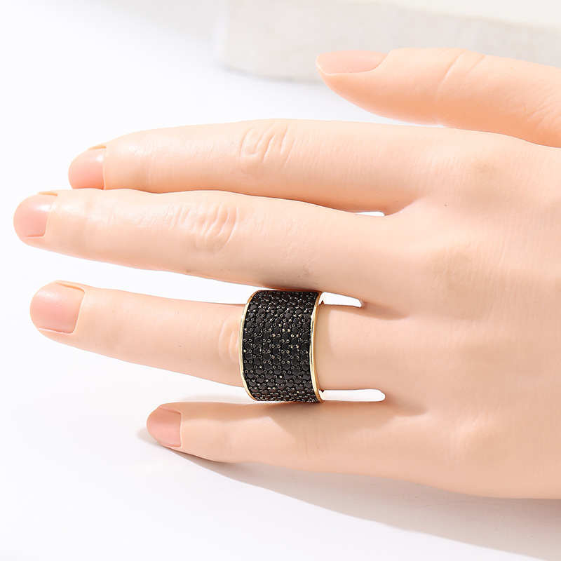 Black Crystal Wide Band Ring Gold Tone Brass Women Elegant Party Wedding Fashion Jewelry Statement