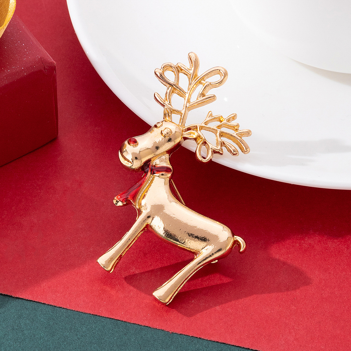 Enamel Christmas Brooch, picture 7 of 9