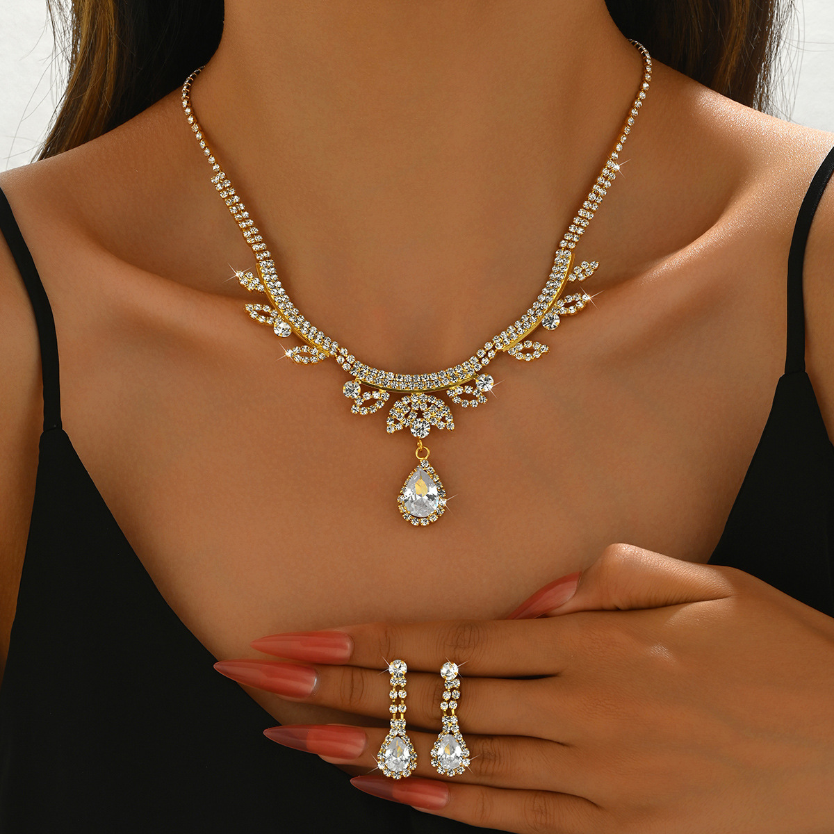 2026 Fashion European And American Jewelry Suit