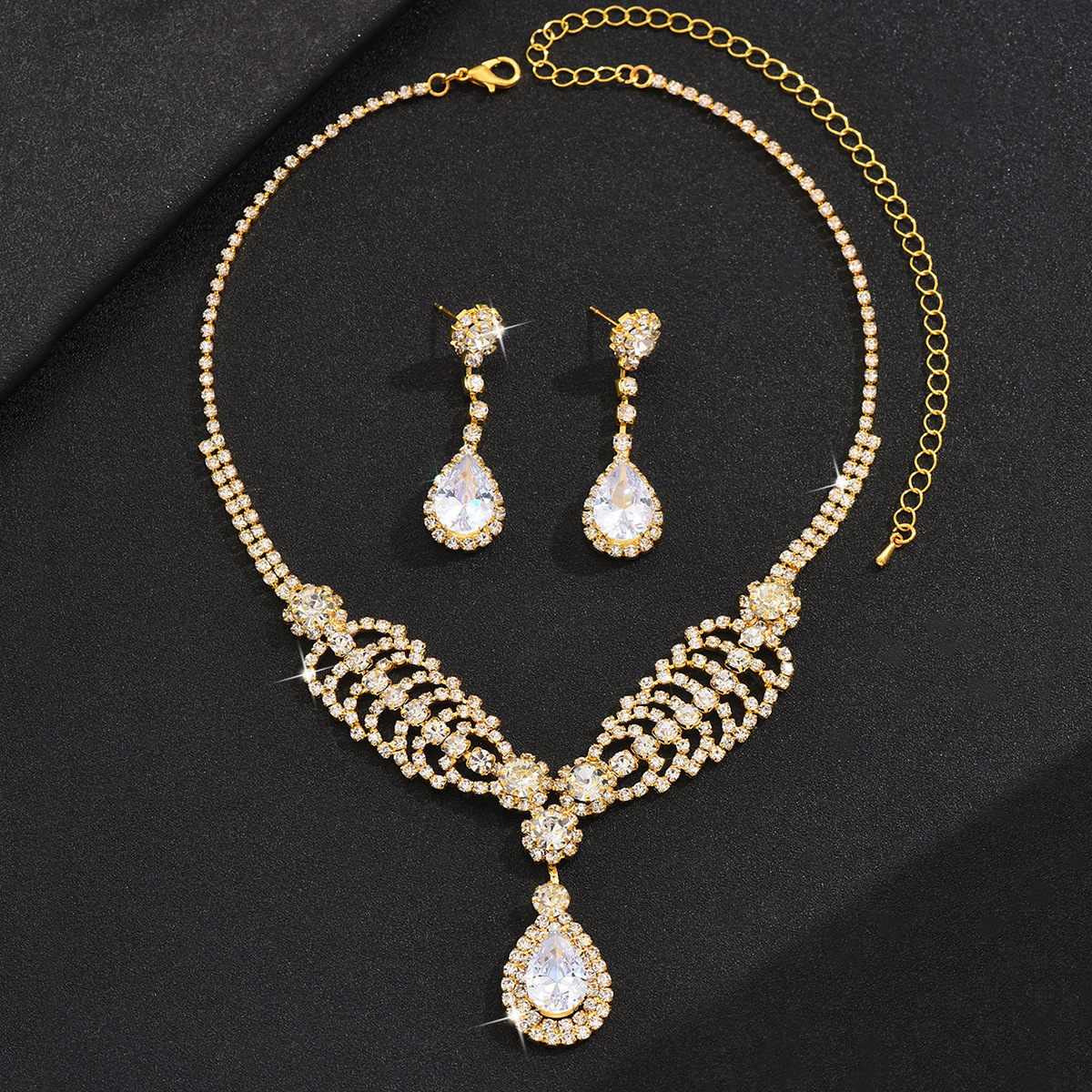 Cross-Border Dropshipping Versatile Decorative High-End Accessories Collarbone Chain Necklace Earrings Light Luxury Jewelry Two-Piece Set