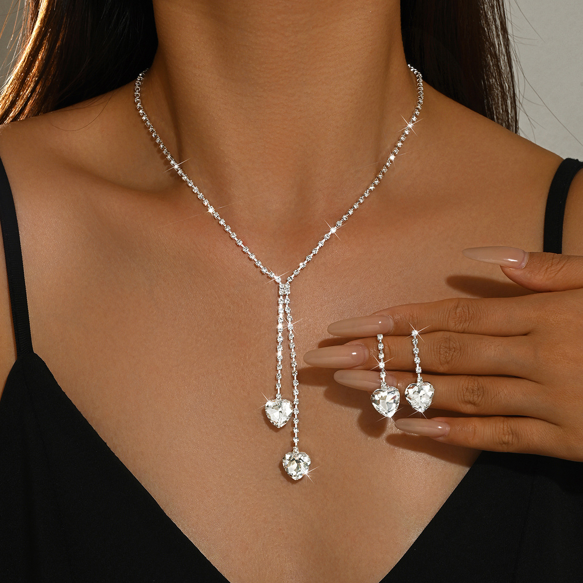 Womens Simple Heart Teardrop Rhinestone Set, Necklace