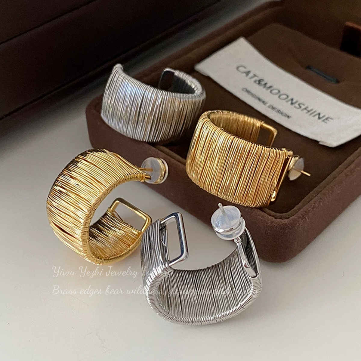 Heavy-duty Metal Wrapped C-shaped Earrings, European And American Style, Exaggerated And Unique, With A High-end Feel, Simple And Versatile, Suitable For Women