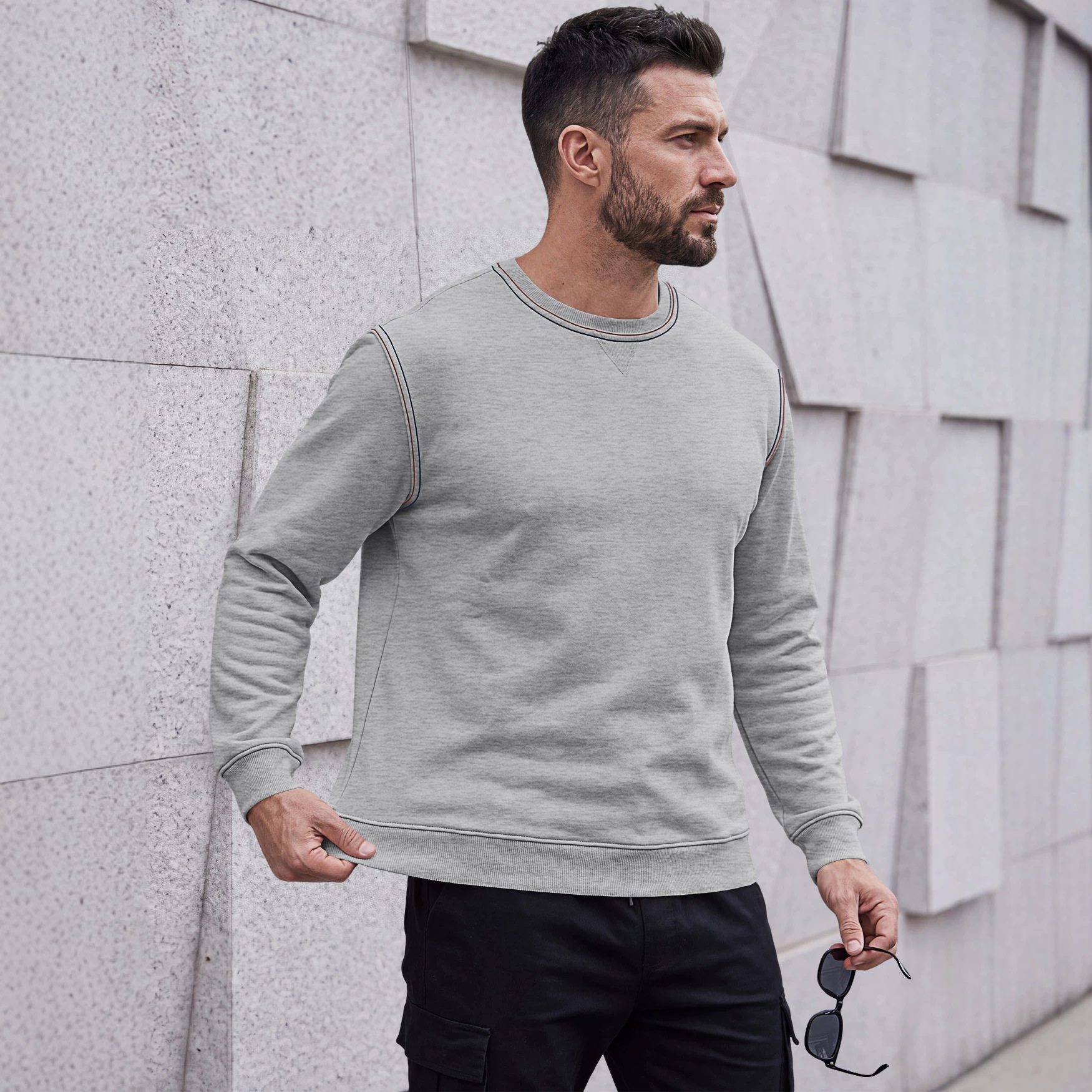 Men's Autumn Winter Brushed Fabric Base Layer Top, Color Contrasting Visible Stitching, Crew Neck, Ribbed Hem Pullover Sweatshirt