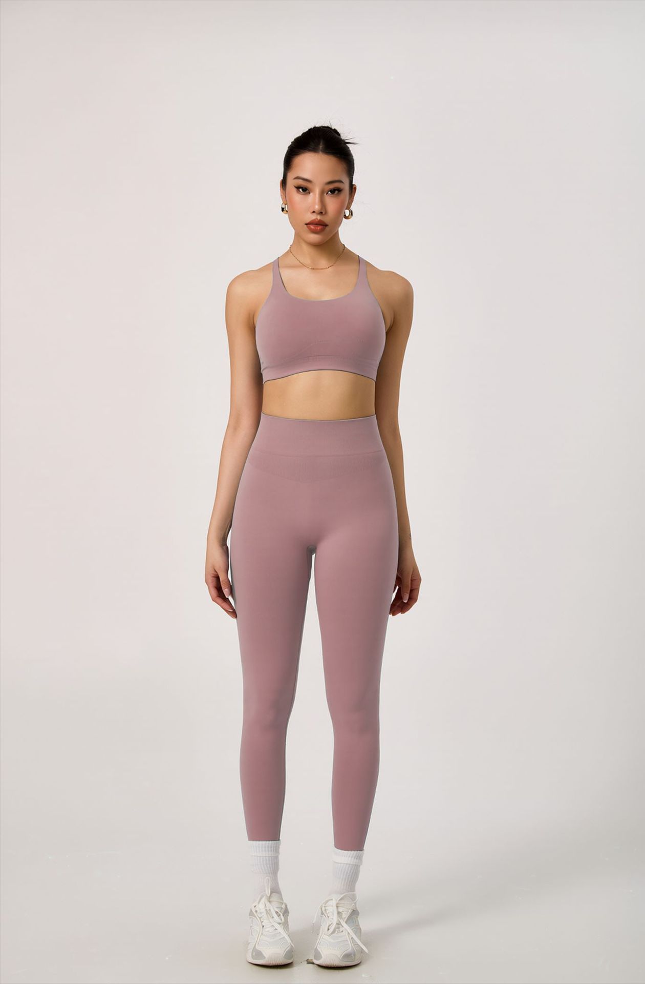 Seamless Sports Bra and Pants Set, picture 7 of 12