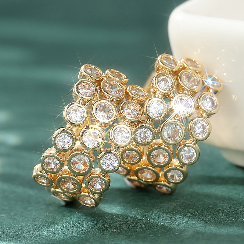 Elegant Multi Crystal Chunky Hoop Earrings Gold Tone Brass Women Party Wedding Fashion Jewelry Statement