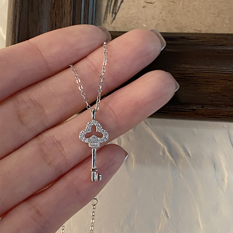 S925 Sterling Silver Sparkling Diamond Cut Out
