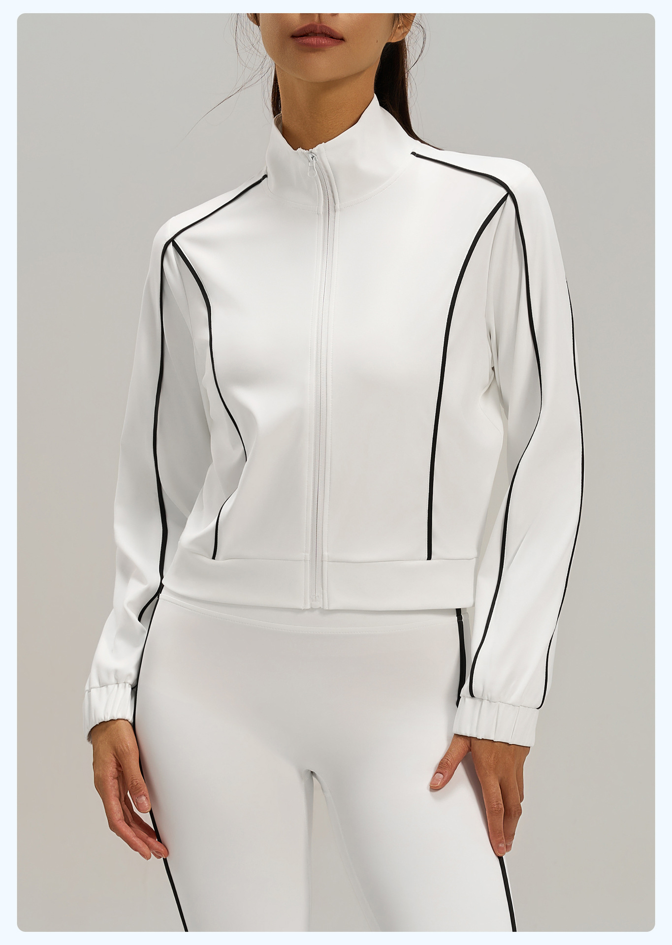 Women's contrast stripe jacket – packaging and product overview