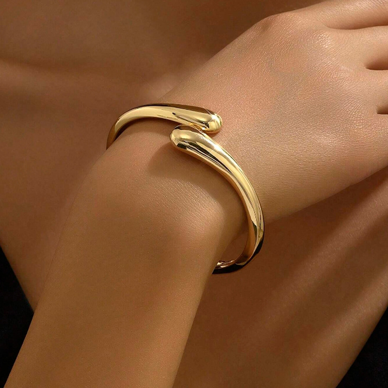 European And American Popular Fashion Versatile Gold Polished Bracelet Simple Irregular Women's Spring Open Bangle Jewelry product image