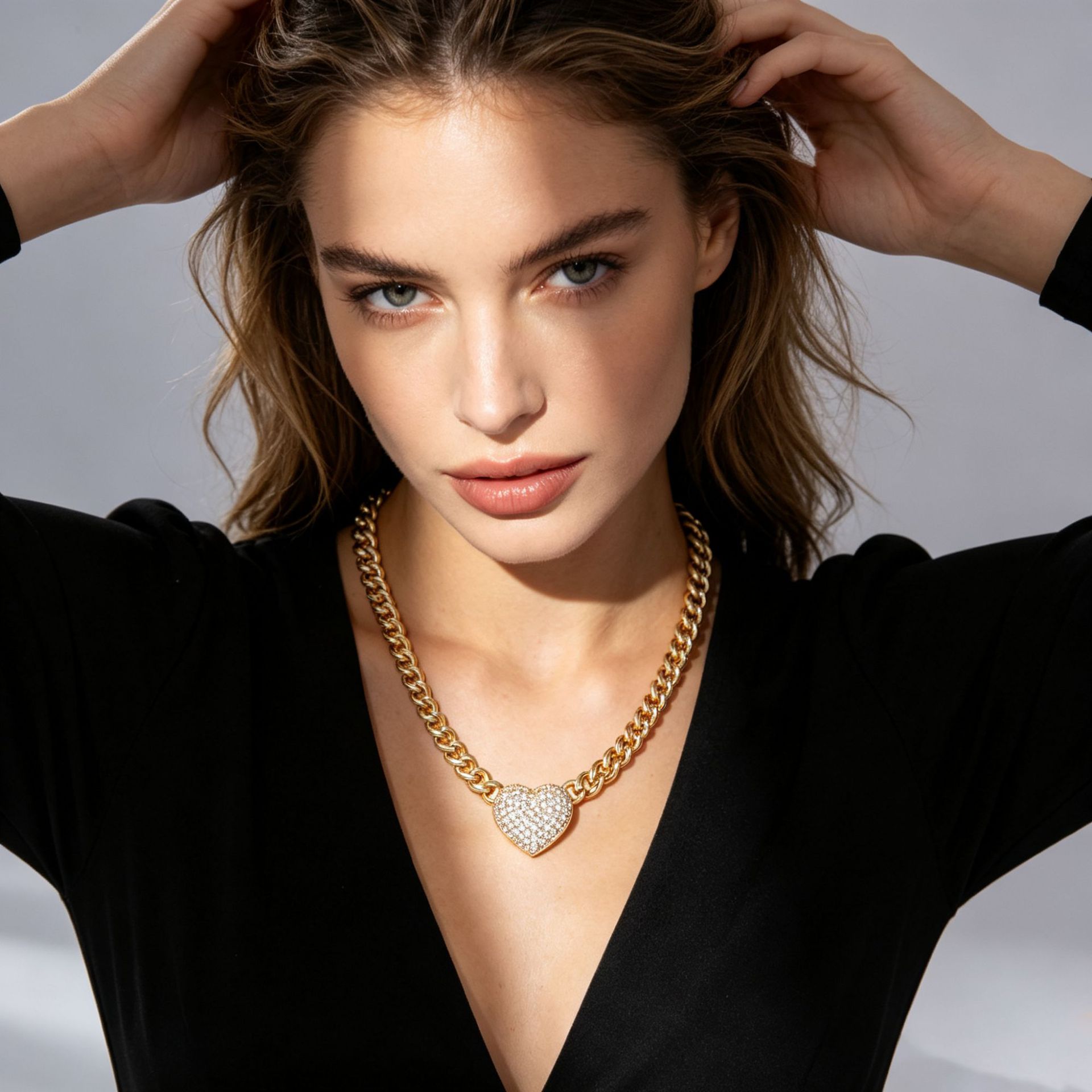 Link Necklace For Women With Inlaid Zircon Heart Pendant, Copper Material, Fashion Light Luxury Clavicle Chain, Trendy Valentine's Day Jewelry