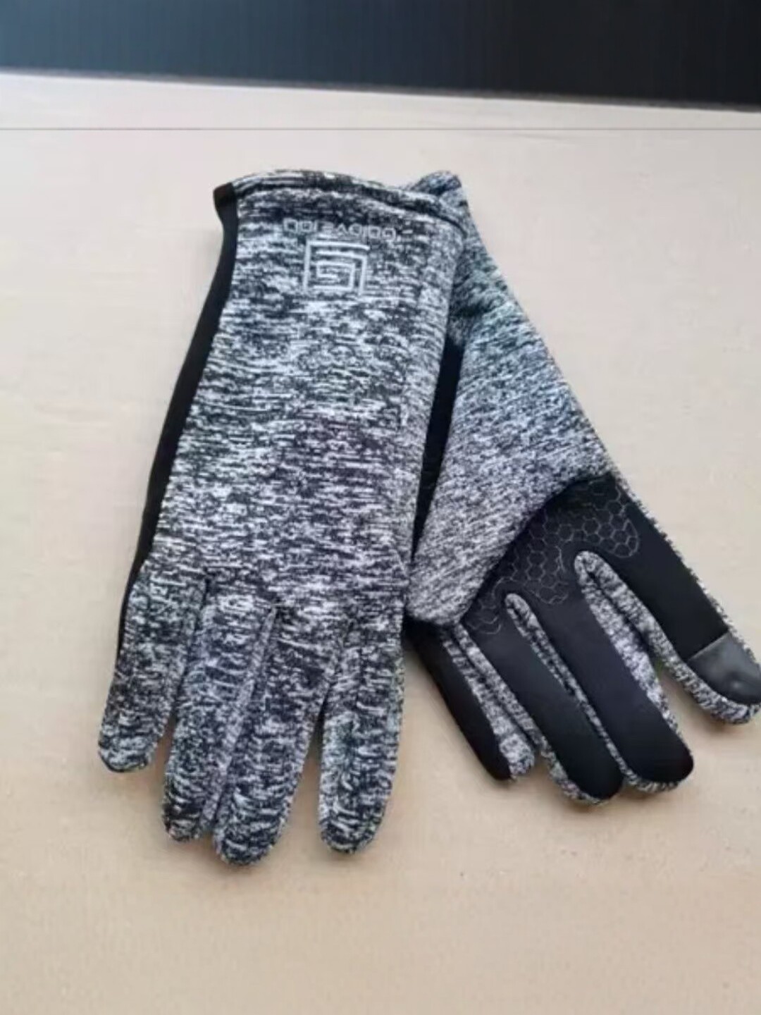 Winter Warm Skiing Windproof Gloves For Man Women Outdoor Sports Gloves