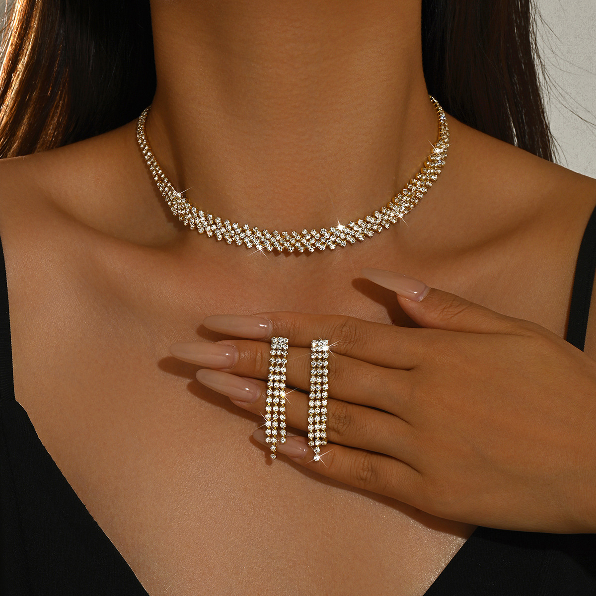 Set simplu de bijuterii cu strasuri pentru femei, format din 2 piese: colier tip choker și cercei, accesorii strălucitoare pentru ținute de zi cu zi și
