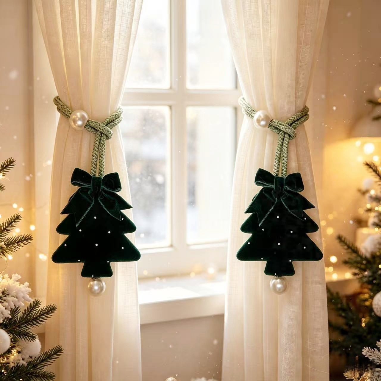 Velvet Christmas Tree Curtain Tieback, picture 2 of 4