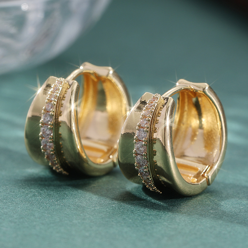 Elegant Crystal Wave Hoop Earrings Gold Tone Brass Women Daily Party Fashion Jewelry Sparkling Statement