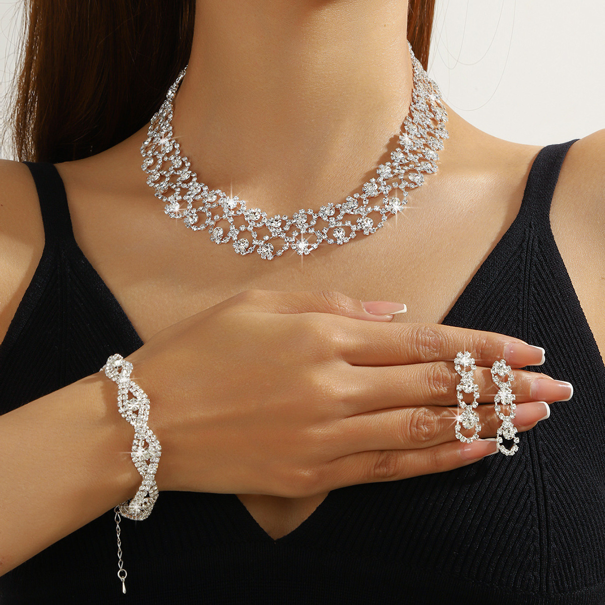Luxurious Full Diamond Women's Earrings And Necklace