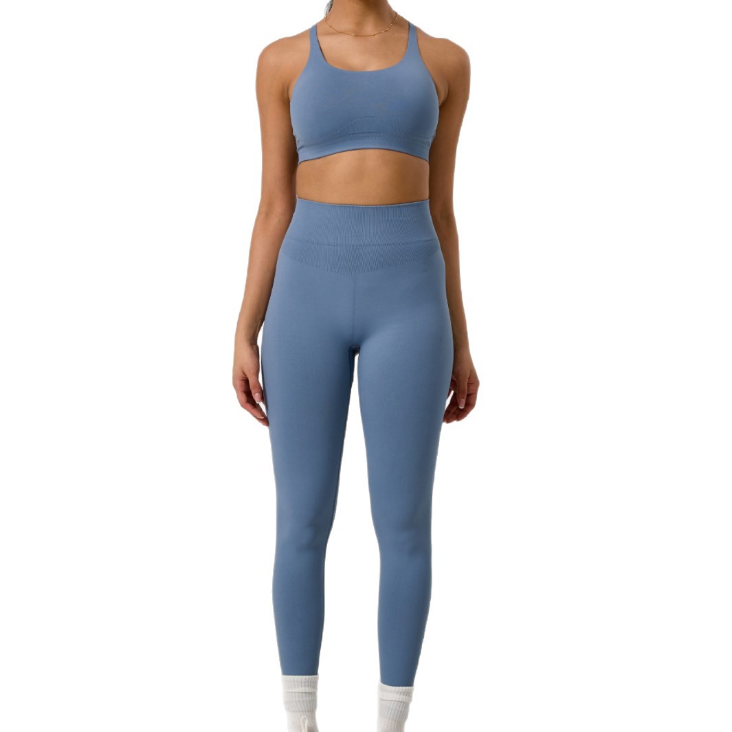 Seamless Sports Bra and Pants Set, picture 3 of 12