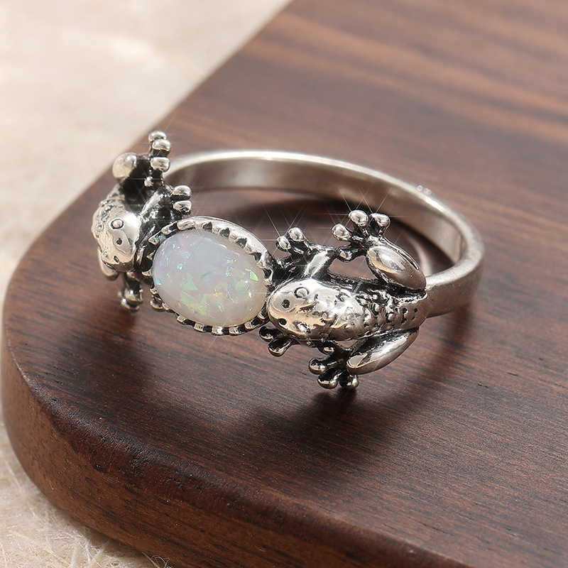 Vintage Frog Iridescent Stone Ring Silver Tone Brass Women Animal Statement Party Fashion Jewelry Artistic