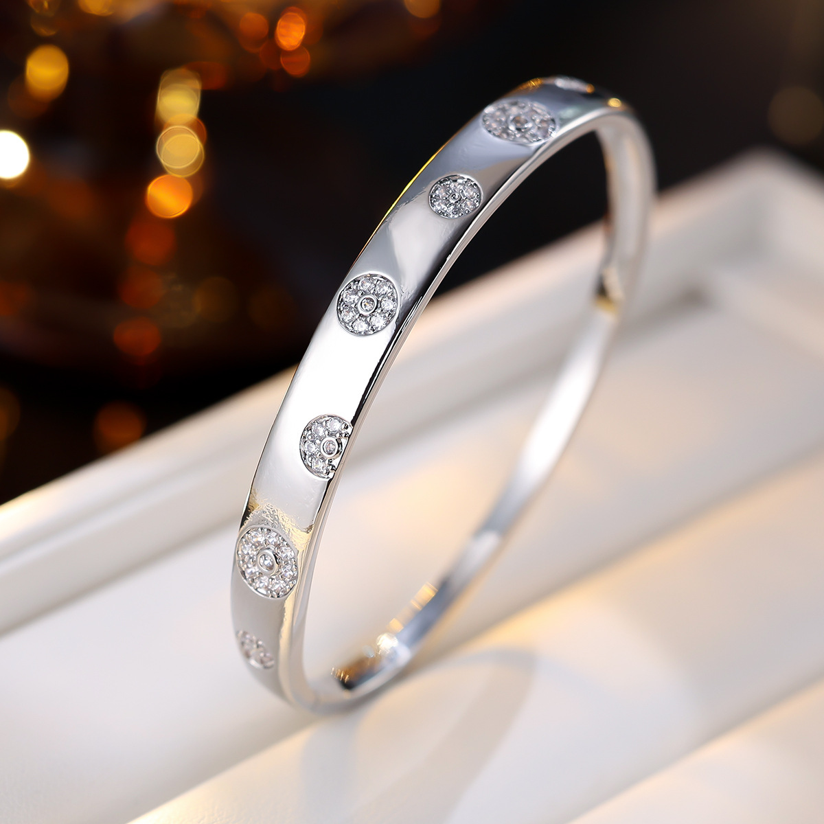 Light Luxury Classic Polished Dot Zircon Inlaid Bangle Simple Fashion Temperament Versatile Bracelet For Commu