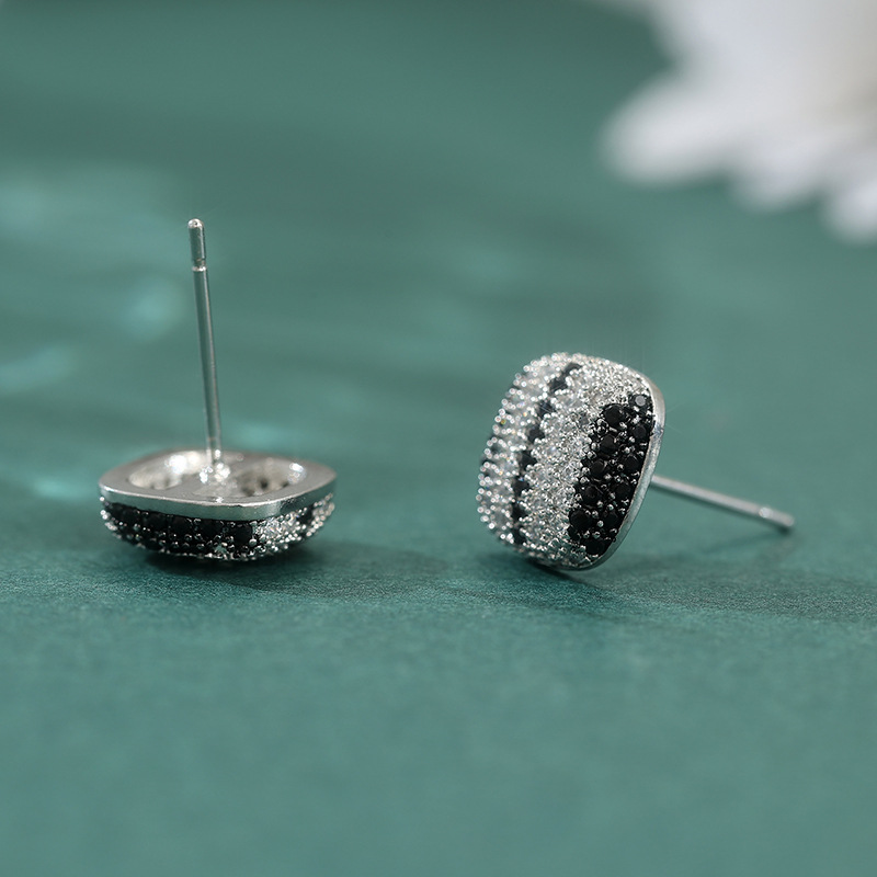 Elegant Black White Crystal Square Stud Earrings Silver Tone Brass Women Party Fashion Jewelry Sparkling