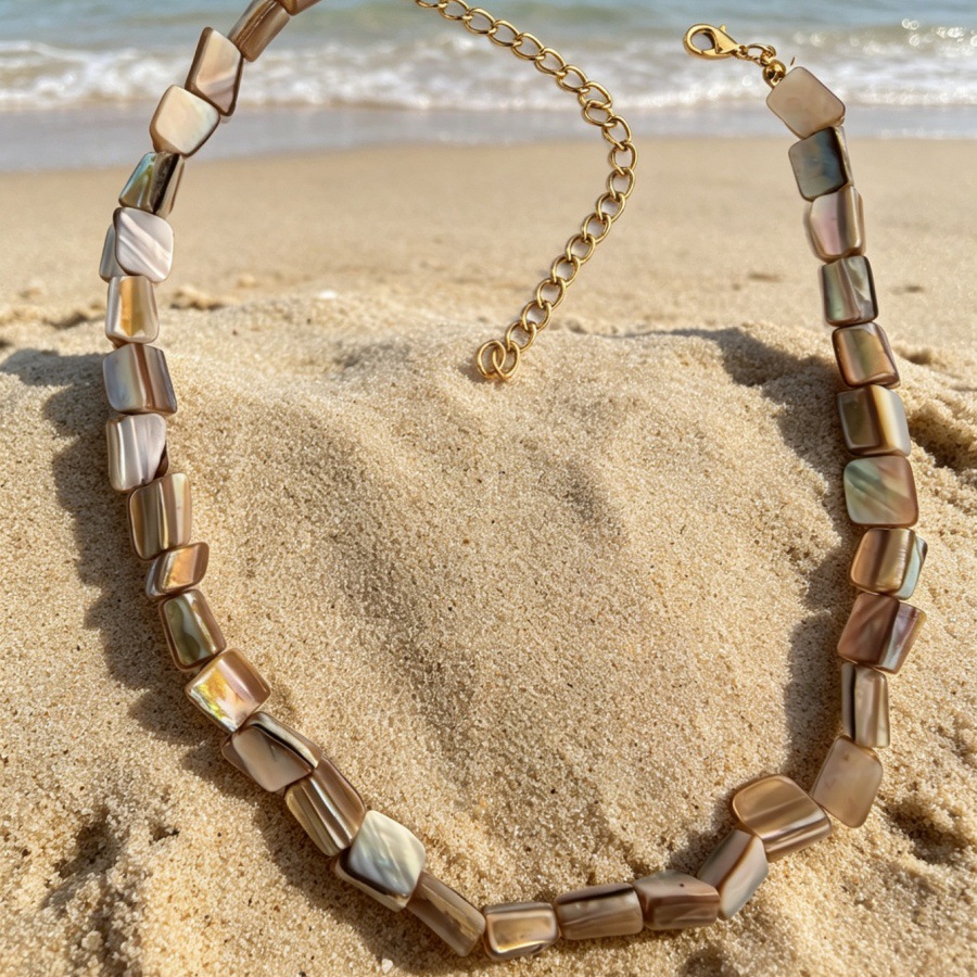 Geometric Shell Clavicle Chain, picture 4 of 5