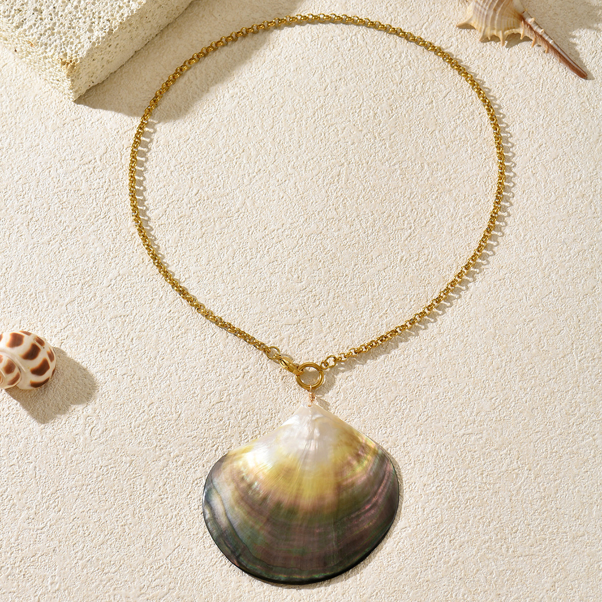 Gold-Plated Shell Collarbone Necklace, picture 3 of 5