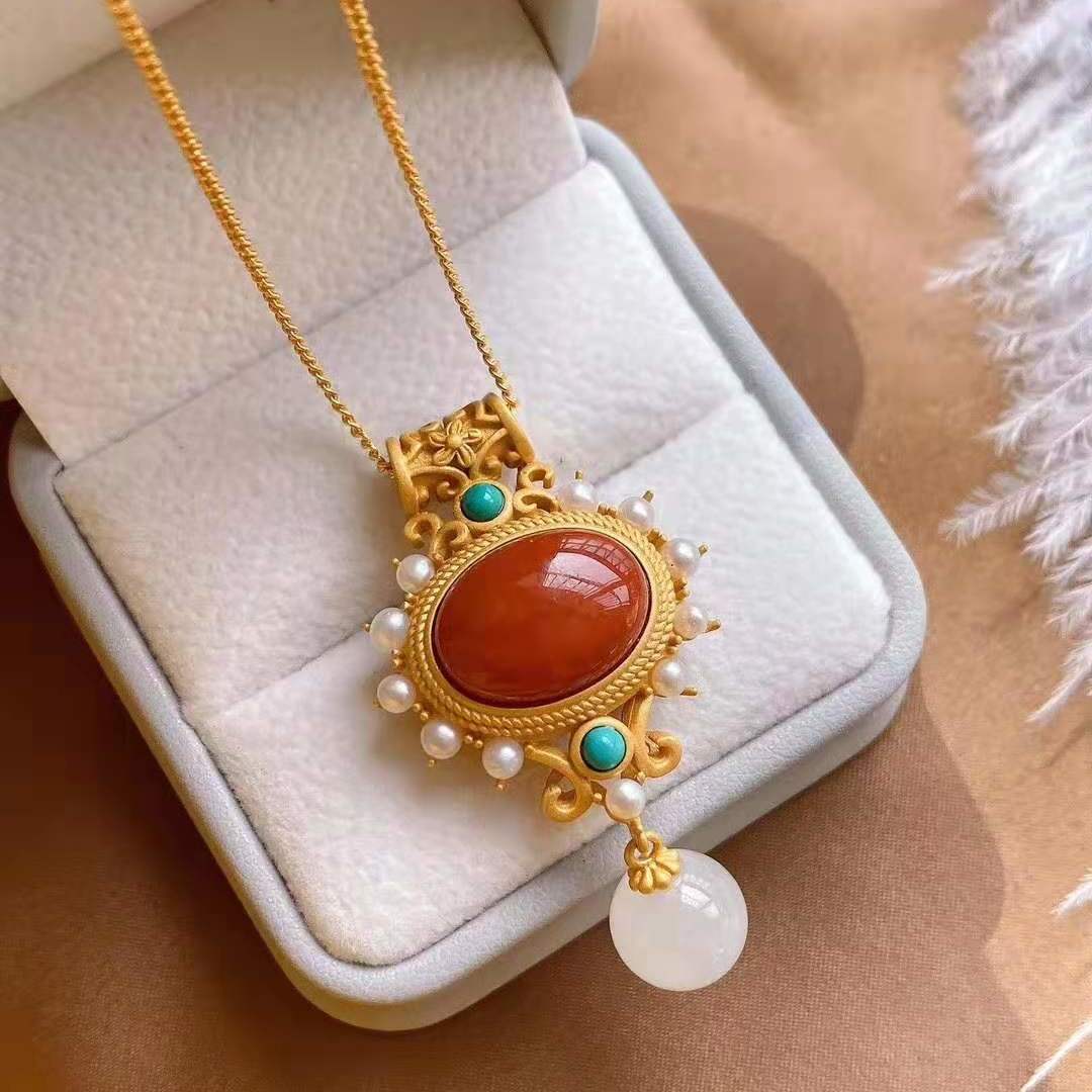 S925 Silver Southern Red Pendant Necklace Women's Set Embellished With Imitation Turquoise Gold-Plated Inlaid Necklace