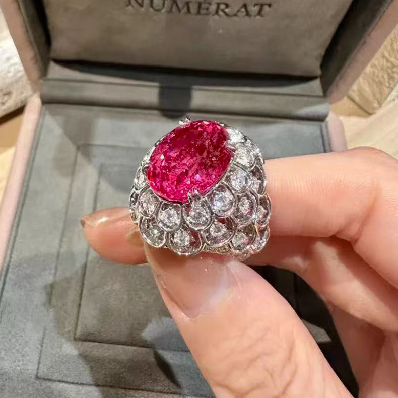 Inel strălucitor cu corindon roșu, cu un design complet din diamante în formă de ou de porumbel, pentru femei, bijuterie vintage de lux, realizată cu