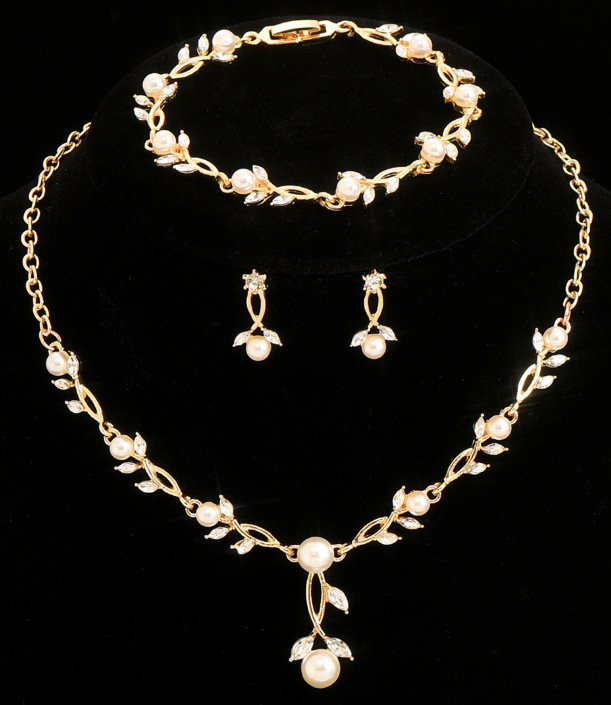 Rhinestone Necklace Earrings Bracelet Set, picture 6 of 9