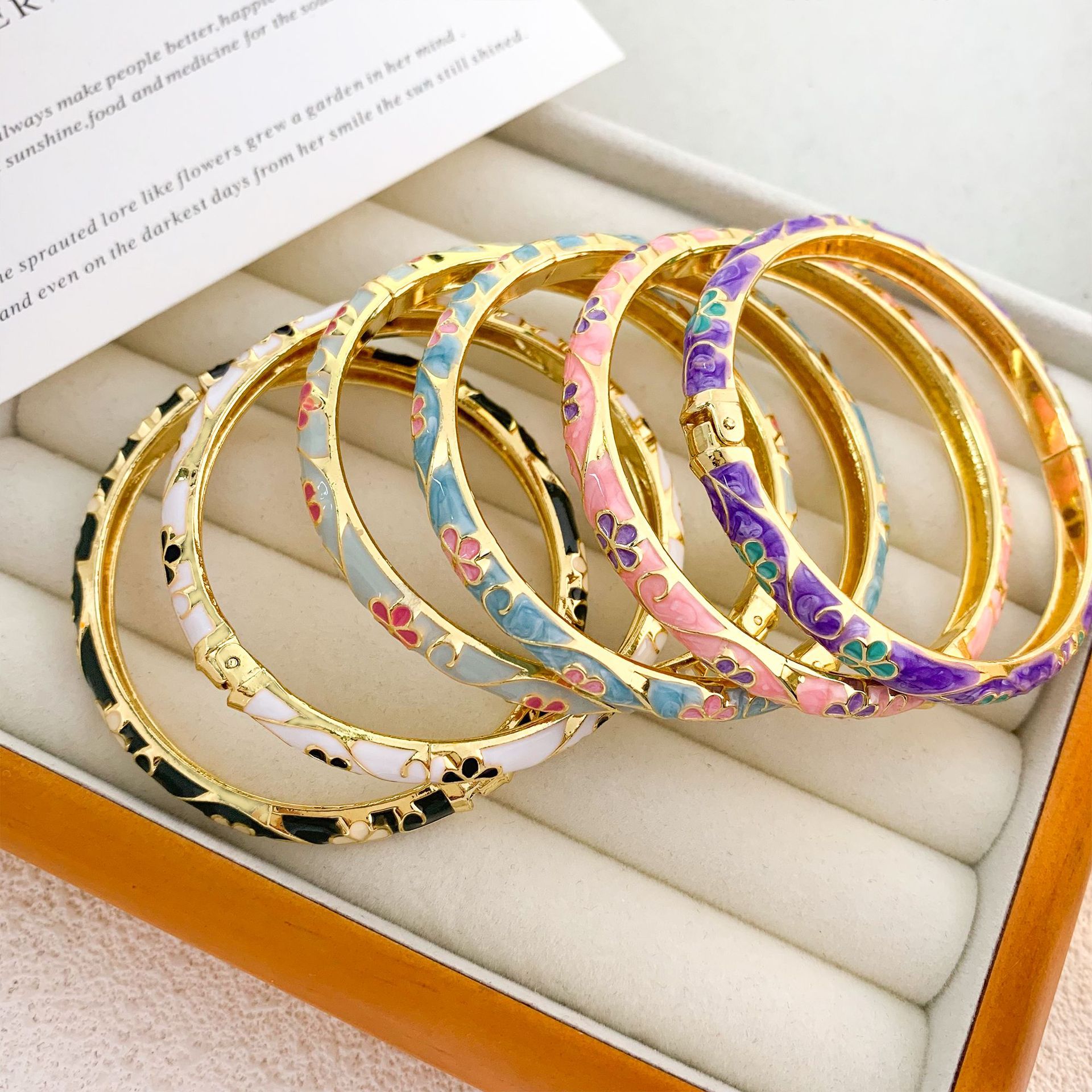Brățară trendy Cloisonne Chinese Retro Light Luxury Enamel Accesoriu stil național Bijuterii versatile de vânzare la cald