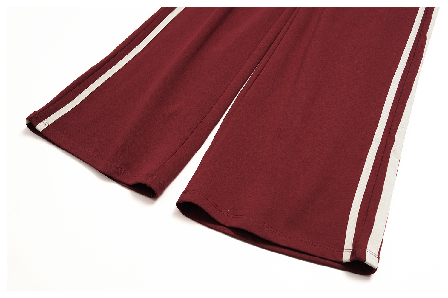 Matching hoodie and pants set, reference image 37