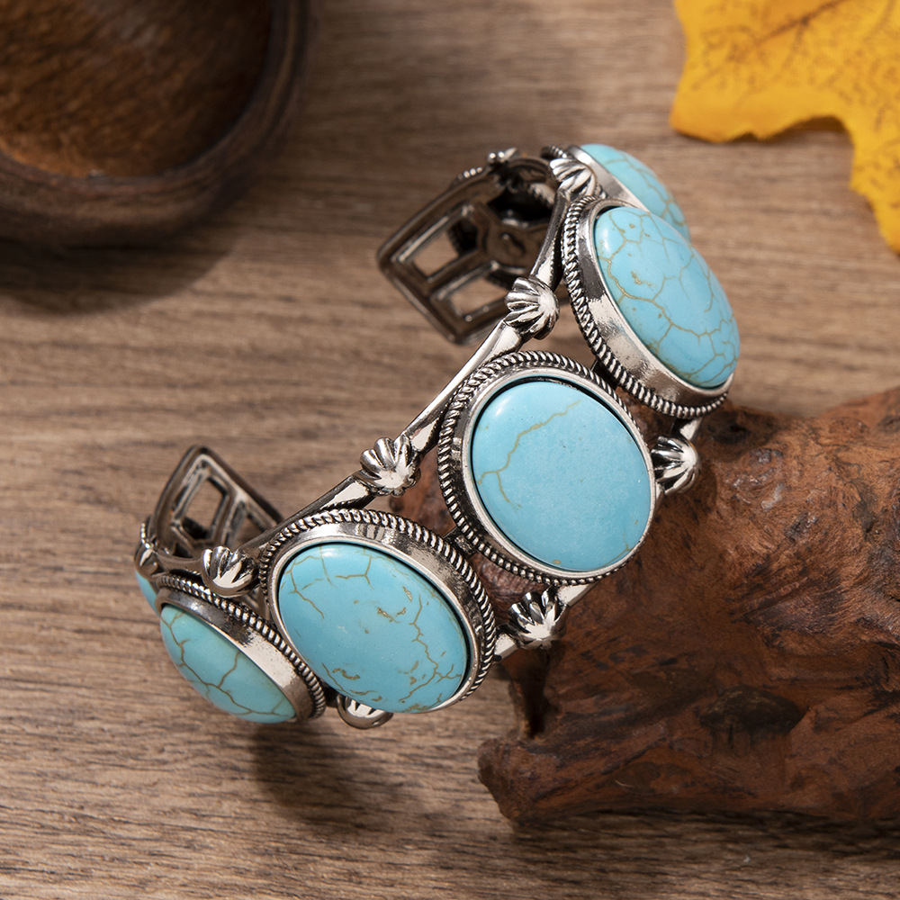 Navajo Vintage Oval Turquoise Open Bangle Twisted