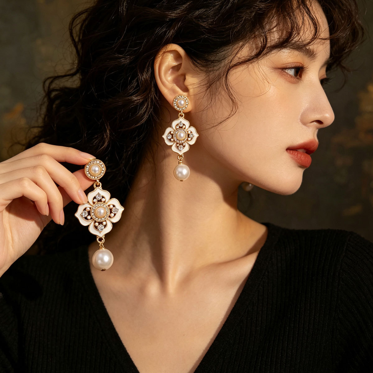 Women European American Cold Vibe Rhinestone Inlaid Stud Earrings, Fashion Versatile Geometric Flower Light Luxury Enamel Drop Ear Jewelry