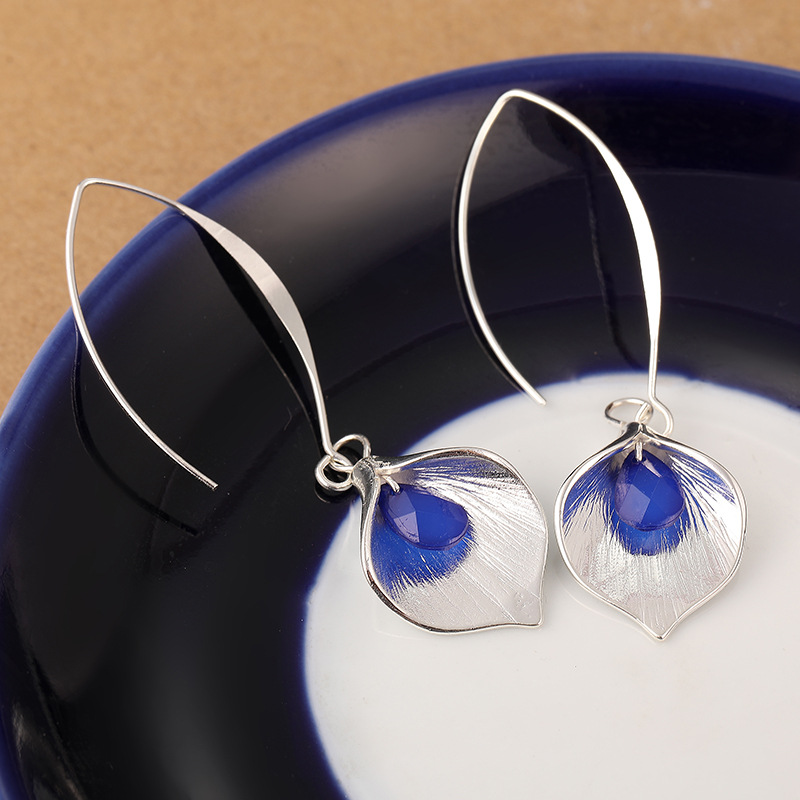 Pendants d'oreilles à pétales bleus en laiton argenté pour femme élégante fleurie Boho Daily Party Jewelry Statement