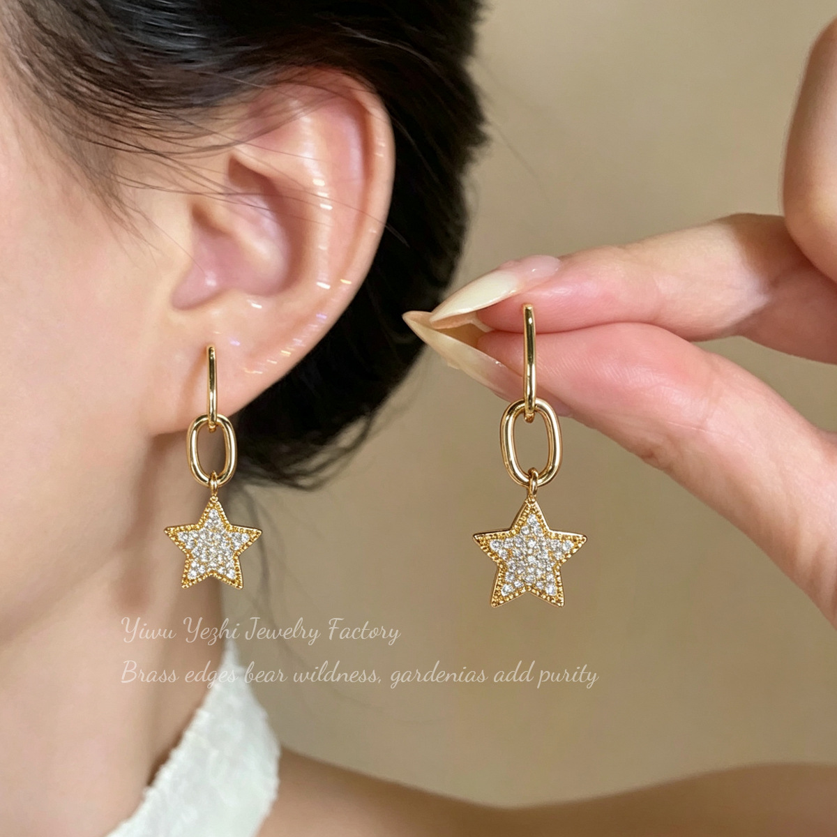 Cercei goi din zircon în stil coreean, stil de nișă high-end, cercei versatili și unici, bijuterii de lux ușoare