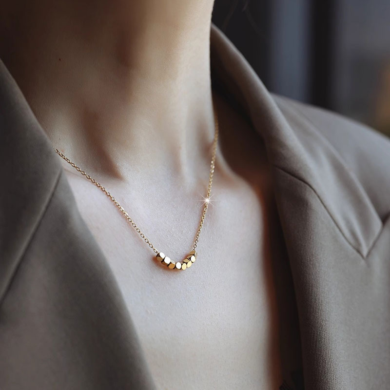 Necklace For Women With Wealth From All Directions, Light Luxury Niche, Small Silver Sugar Cube Clavicle Chain, High-End Neck Chain, Cross-Border Wholesale
