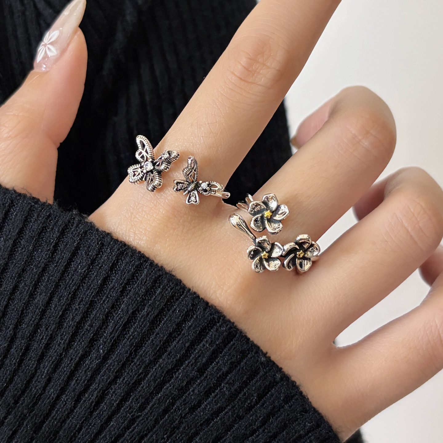 New Vintage Antique Finish Butterfly Flower Ring
