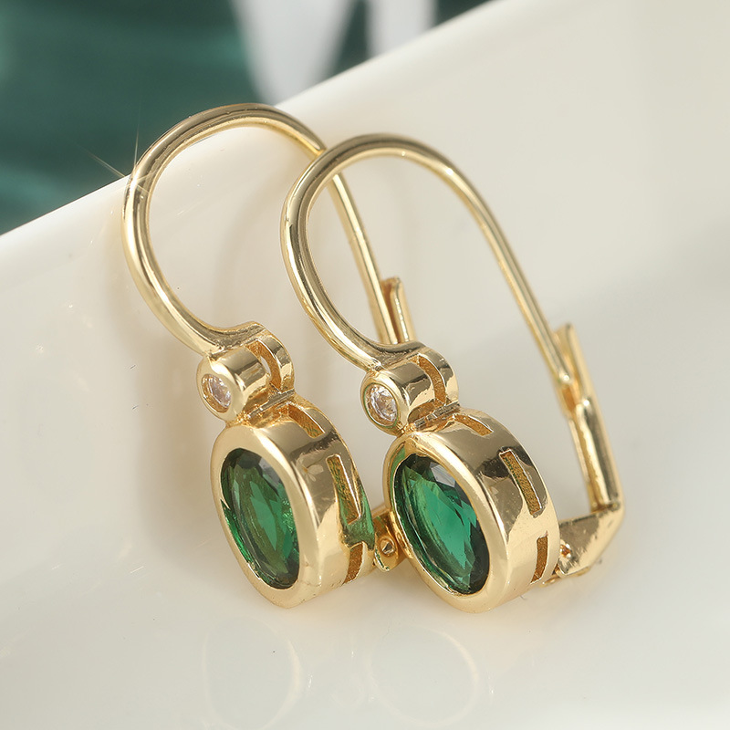 Elegant Green Oval Crystal Drop Earrings Gold Tone Brass Women Party Fashion Jewelry Versatile Sparkling