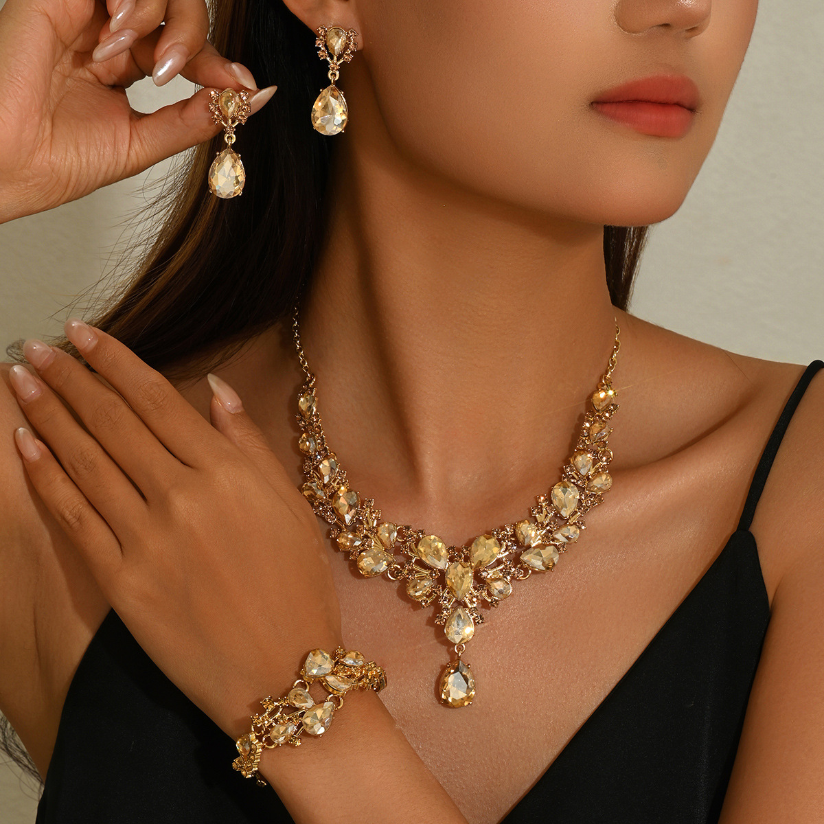 Waterdrop Alloy Statement Necklace Earrings Bracelet Set 3Pcs Bridal Wedding Banquet Women Jewelry Set For Wedding Party Evening Occasions