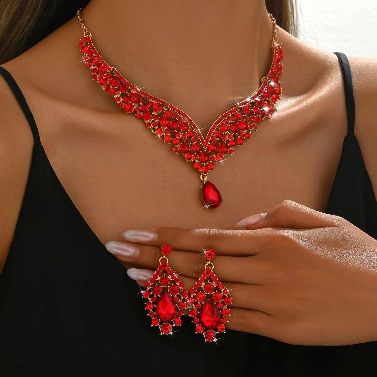 Rhinestone Four-Piece Jewelry Set, picture 7 of 8