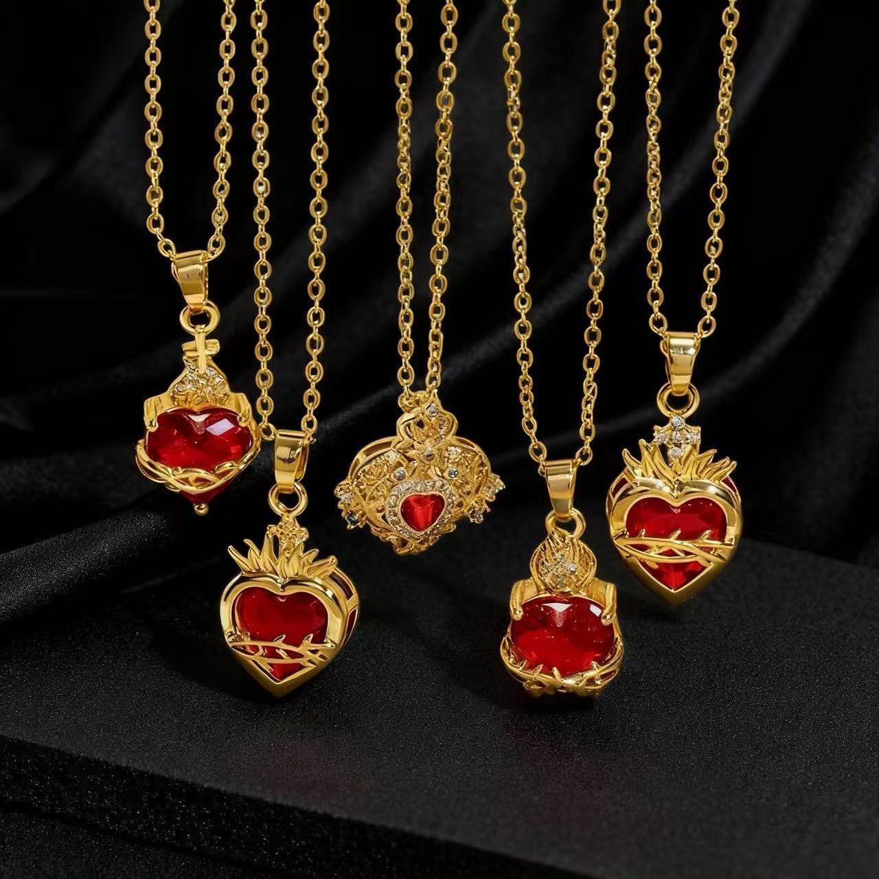 Fashion Light Luxury Gilded Heart Pendant Necklace, Brass 18K Real Gold Plated High Sense Clavicle Chain