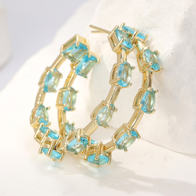 Cercei eleganți Aqua Crystal Hoop Aur Ton Alamă Femei Petrecere Nuntă Bijuterii la Modă Declarație Strălucitoare