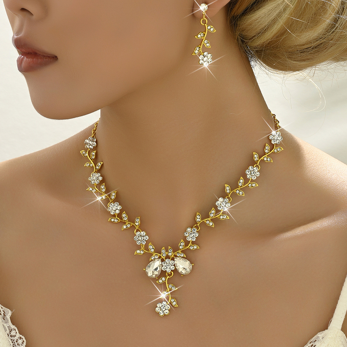 New Wholesale Bridal Rhinestone Water Drop Necklace
