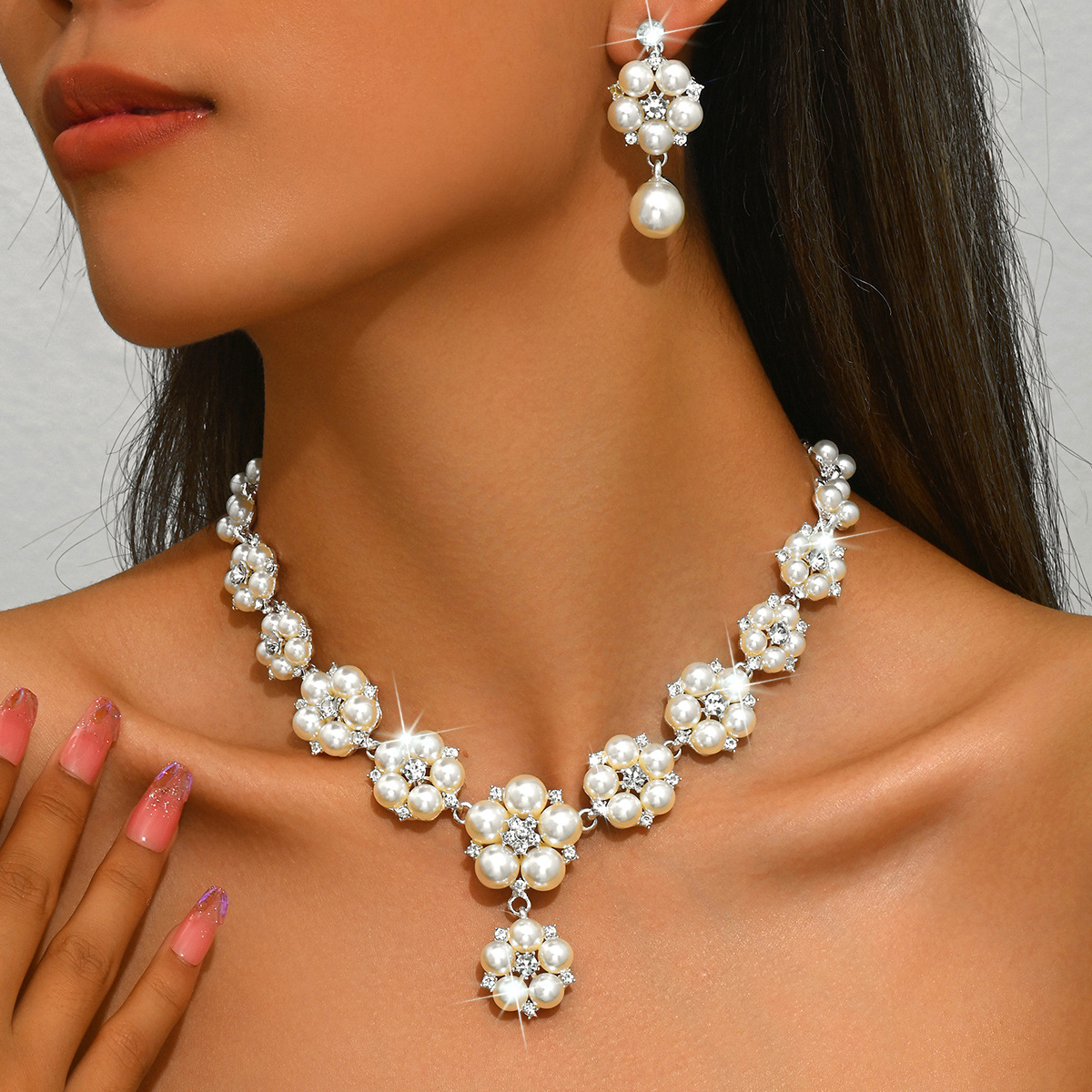 French-Style New Rhinestone Pearl Flower Necklace And Earrings Bridal Jewelry Set, Fashionable, Sweet And High-End Accessories