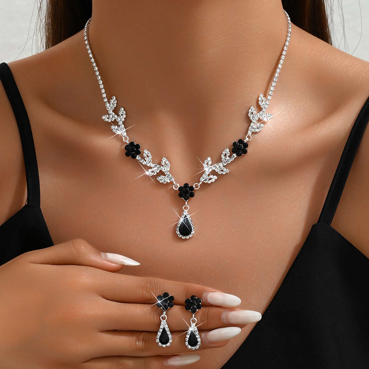Hot Selling Cross-Border Wedding Fashion Full Diamond Jewelry Set Necklace Earrings Banquet Party Jewelry Two-Piece Set